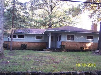 1901 Fir Ave, Holton, MI 49425