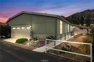 8975 Lawrence Welk Dr Unit 59, Escondido, CA 92026