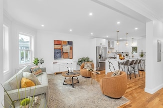 26 Edge Hill St, Jamaica Plain, MA 02130