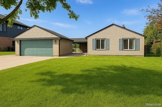 27972 Moran St, Harrison Township, MI 48045