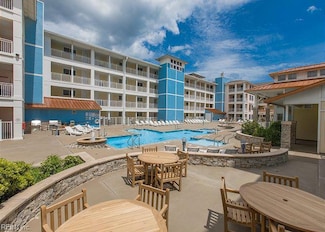 3738 Sandpiper Rd Unit 214B, Virginia Beach, VA 23456