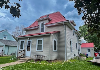 302 Park St, Sheffield, IA 50475