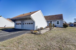 76 William And Mary Square Unit A, Freehold, NJ 07728