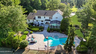21 Peach Tree Ln, Holmdel, NJ 07733