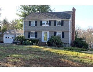 181 Cherry St, Wenham, MA 01984