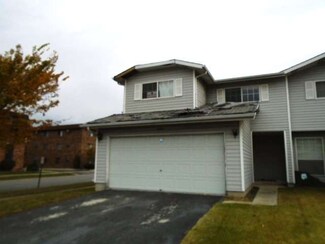 2602 E Martha Place, Chicago, IL 60633