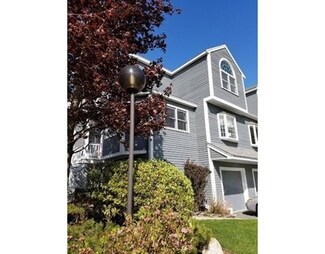 1200 Salem St Unit 172, Lynnfield, MA 01940