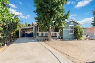 2140 E Floradora Ave, Fresno, CA 93703