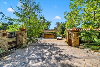 3033 Turtle Creek Rd, Calabasas, CA 91302