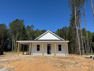 329 Green Pines Estates Dr, Kenly, NC 27542