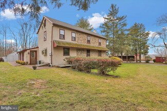 152 Tollhouse Rd, Oley, PA 19547