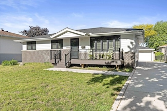 9210 Woodward Ave, Highland, IN 46322