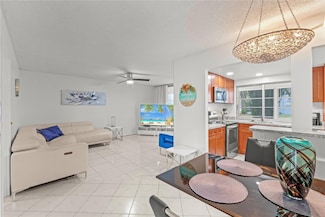 9401 Lime Bay Blvd Unit 111, Tamarac, FL 33321