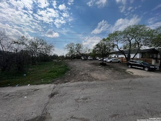 602 F St, San Antonio, TX 78220