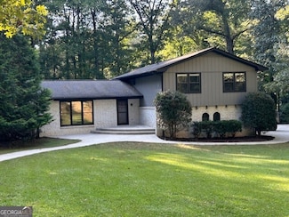 340 Magmar Ln, Fayetteville, GA 30214