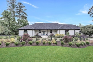 136 Lake Bluff Dr, Waynesboro, GA 30830