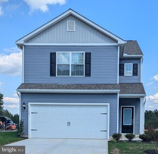 17129 Russell Coghill St, Bowling Green, VA 22427