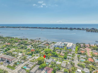 1511 S Palmway, Lake Worth, FL 33460