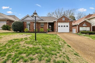 2909 Chapelwood Dr, Hermitage, TN 37076