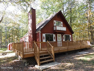 105 Roundhill Rd, Dingmans Ferry, PA 18328