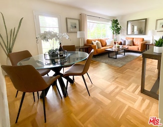 5162 Village Green, Los Angeles, CA 90016