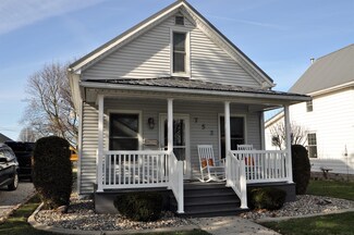 752 E Walnut St, Nappanee, IN 46550