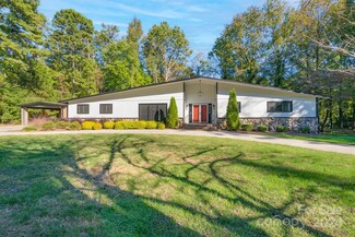 2737 Rolling Hills Dr, Monroe, NC 28110