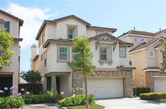 7026 Cornerstone Ln, Stanton, CA 90680
