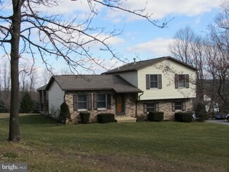 151 Stitzer Rd, Fleetwood, PA 19522