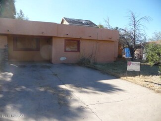 909 W Calle Ramona, Tucson, AZ 85706