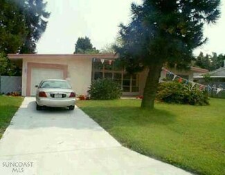 5100 37th Way S, Saint Petersburg, FL 33711