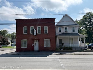 8 W Olive St, Scranton, PA 18508