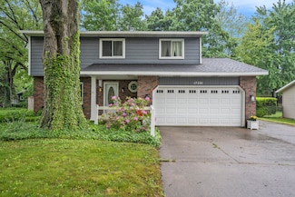 17281 Benjamin Ave, Spring Lake, MI 49456