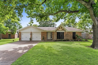 2014 17th St N, Texas City, TX 77590