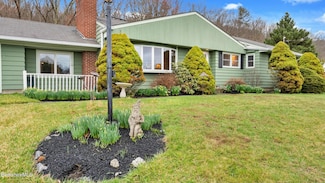 58 Deer Track Ln, Hillsdale, NY 12529