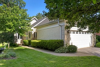 5551 Amanda Ct, Rolling Meadows, IL 60008