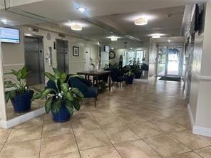 2350 NE 135th St Unit 203, North Miami, FL 33181