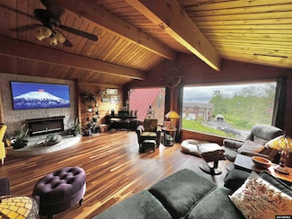 301 Wortman Loop, Sitka, AK 99835