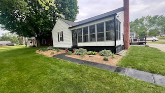 3324 S Walnut St, Muncie, IN 47302