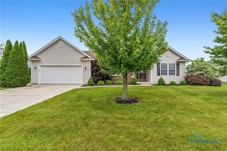 1806 Cinnamon Dr, Wapakoneta, OH 45895