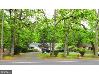 101 Mount Laurel Rd, Hainesport, NJ 08036