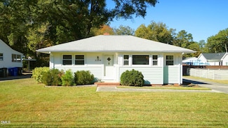 2204 W Carver St, Durham, NC 27705