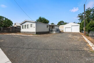 3114 10th St, Lewiston, ID 83501