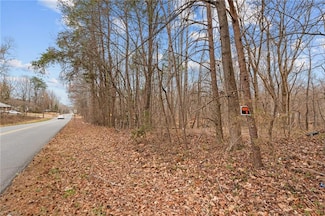 700 John St, Eden, NC 27288