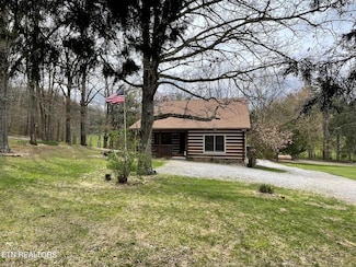 869 Betty Ln, Sparta, TN 38583