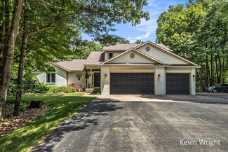 4316 Fenner Rd, Muskegon, MI 49445