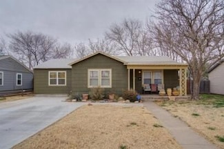 3208 33rd St, Lubbock, TX 79410