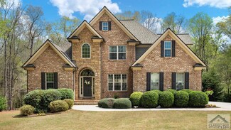 398 Hidden Trail, Pendergrass, GA 30567