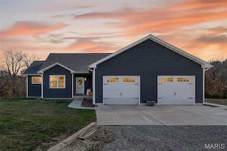 24561 Pike 9262, Clarksville, MO 63336