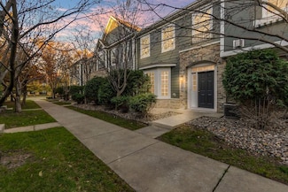 15316 Founders Ln Unit 304, Saint Paul, MN 55124